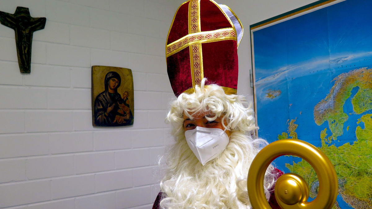 Heiliger Nikolaus im Büro der JVA-Seelsorge 