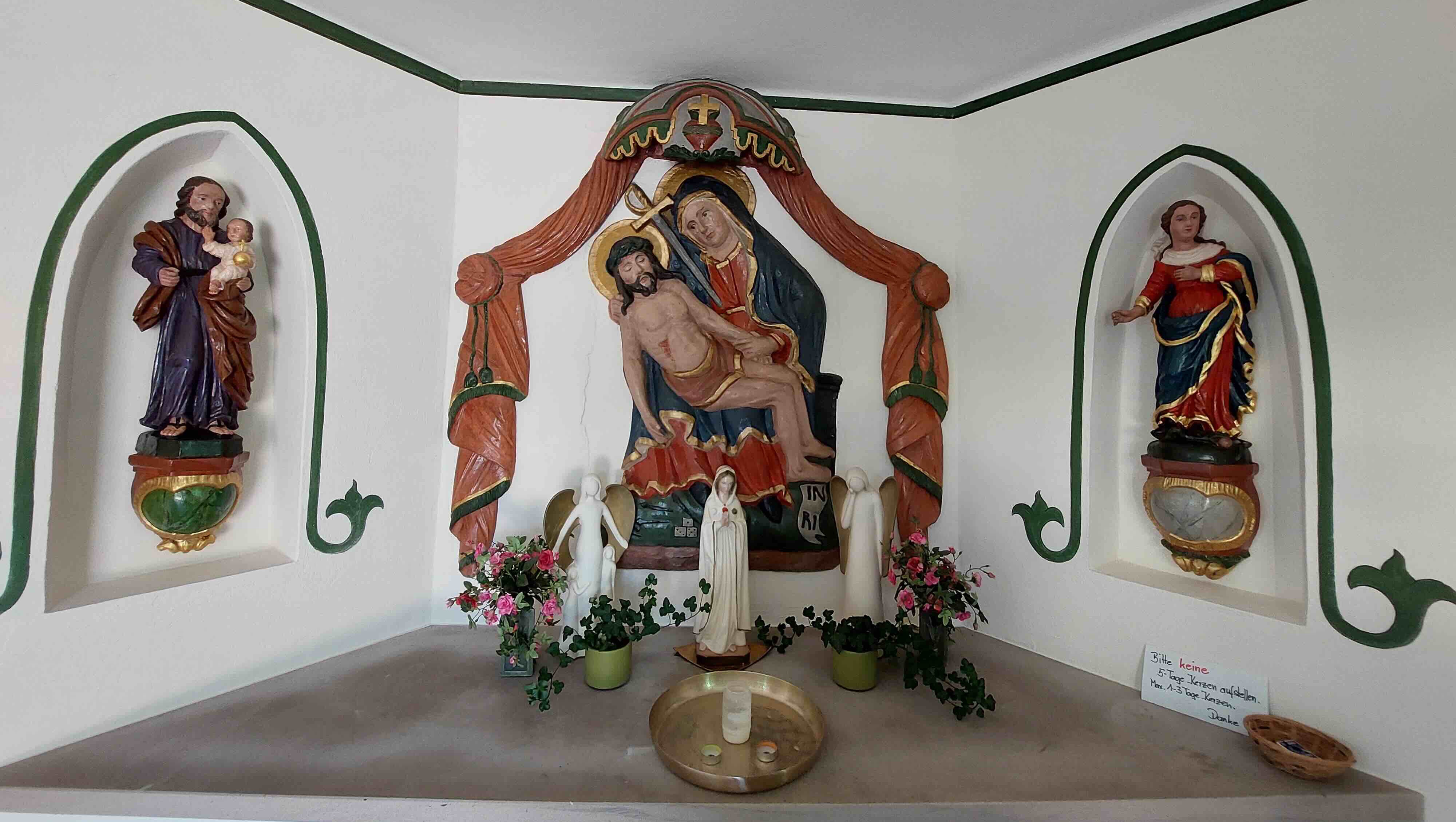 Hünhan, Heiligenhäuschen im neuen Glanz