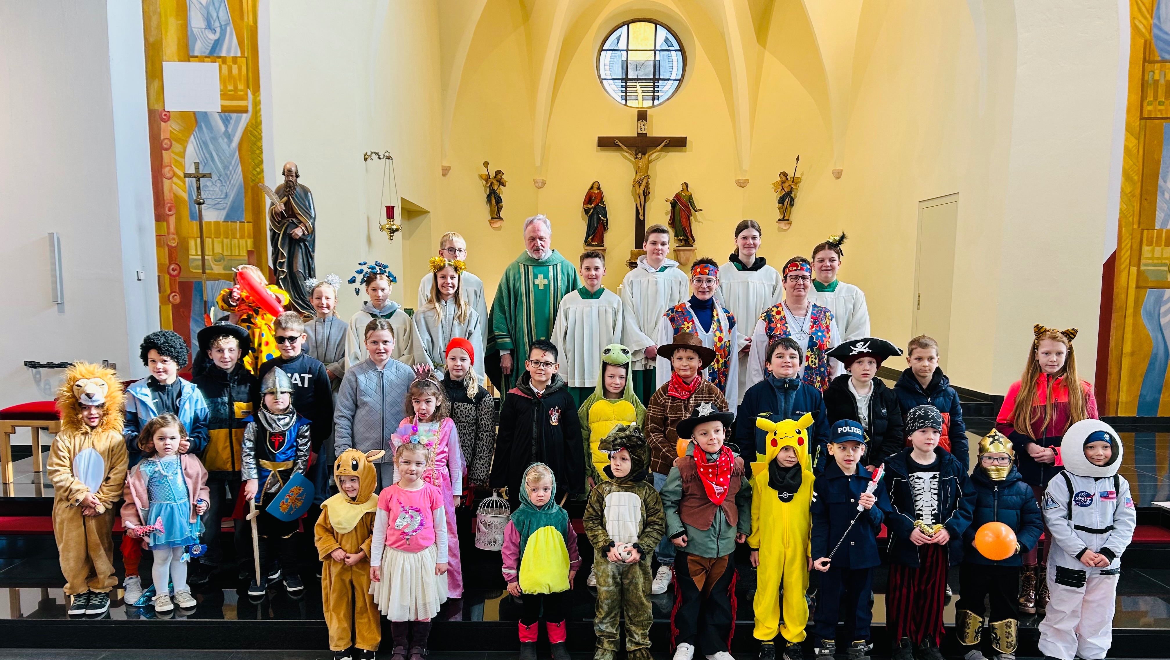 Kinder im Fastnachtsgottesdienst in Steinbach