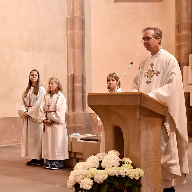 Familiengottesdienst mit Fahrzeugsegnung