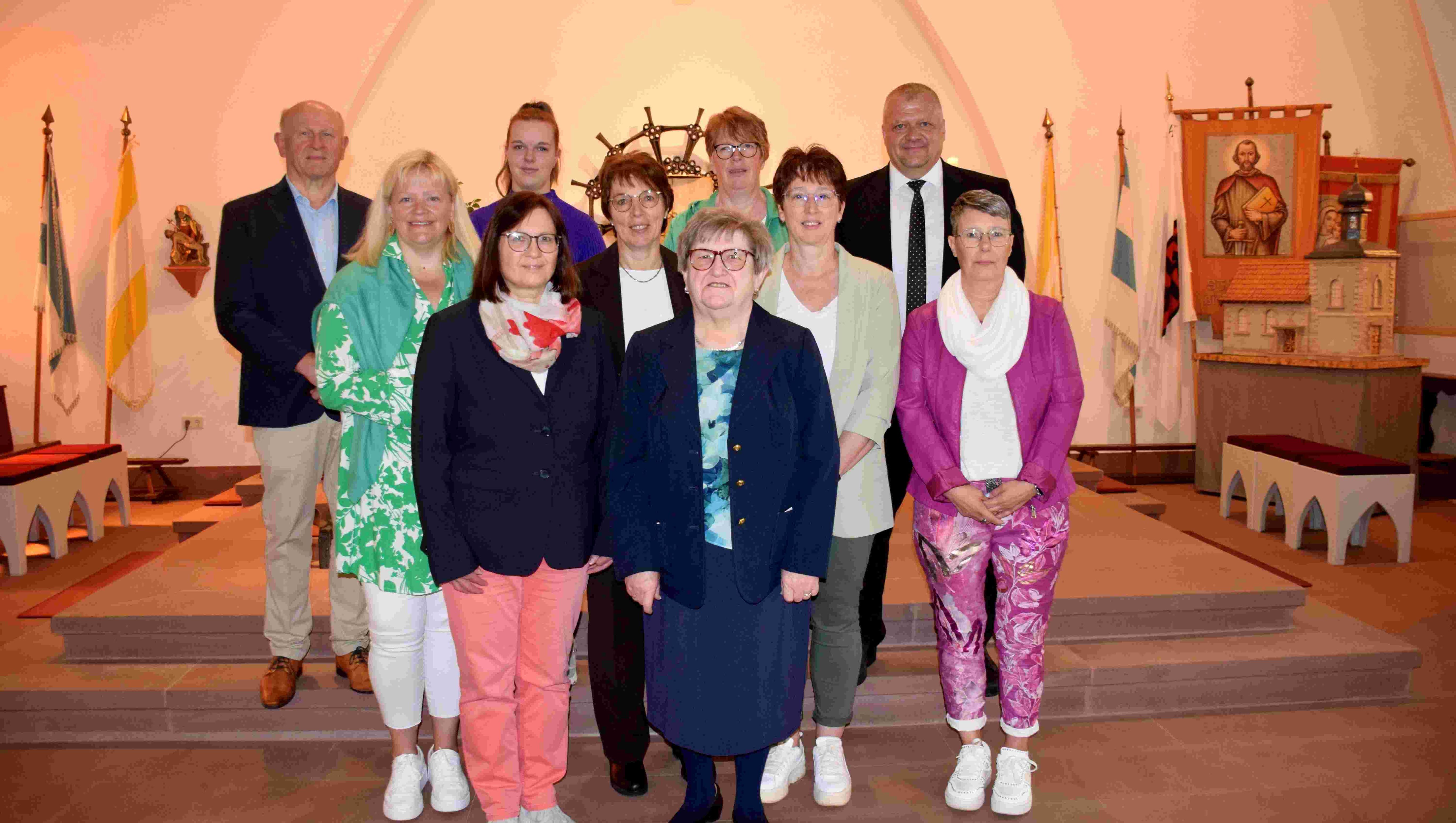 Lektoren und Küsterinnen und Kommunionhelfer von Wölf